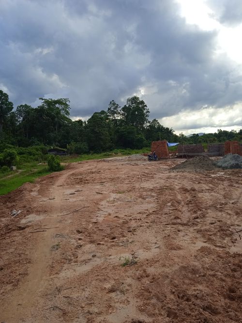 foto gerbang perumahan SALIKA LAND BONDOALA