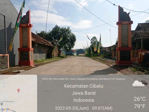 foto gerbang perumahan Karyamekar Residence