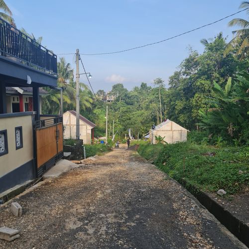 foto posisi tengah perumahan Graha Wisesa 1