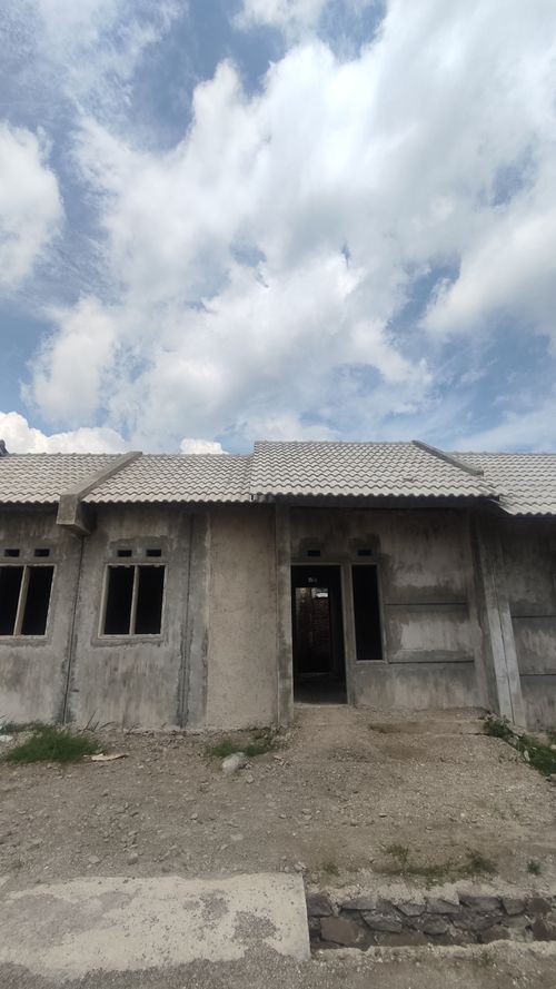 foto contoh rumah perumahan Perumahan Taman Gading
