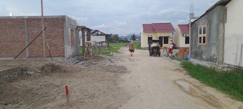 foto posisi tengah perumahan PERUM BUMI WONGKADITI PERMAI