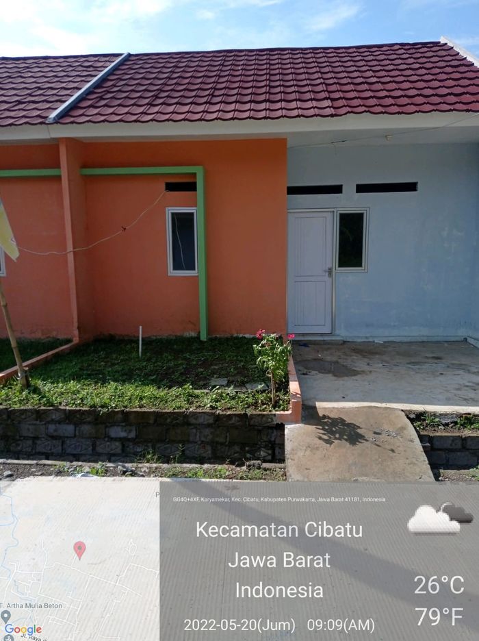 foto tampak rumah tipe 30/60 perumahan Karyamekar Residence