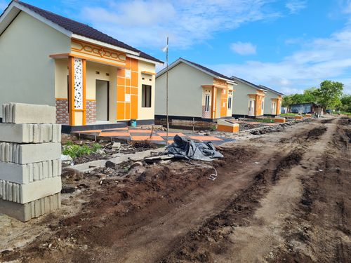 foto gerbang perumahan CASADOVA PARAWEI III