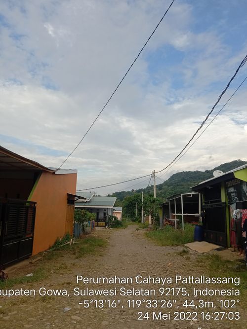 foto posisi tengah perumahan CAHAYA PATTALLASSANG