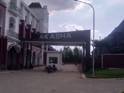 foto gerbang perumahan PERUMAHAN AKASHA