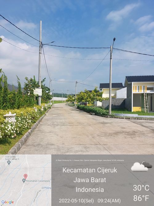 foto posisi tengah perumahan The Garden Villas