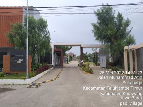 foto gerbang perumahan PADI VILLAGE
