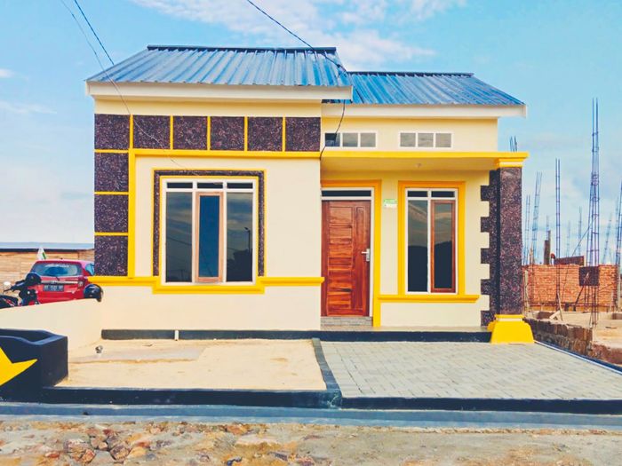 foto tampak rumah tipe 36 perumahan Madinah City Square