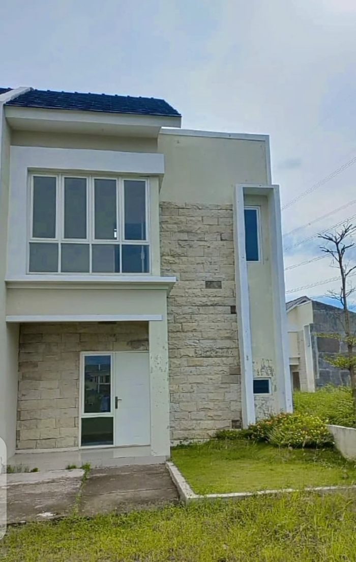 foto tampak rumah tipe 52 perumahan GADING INTAN