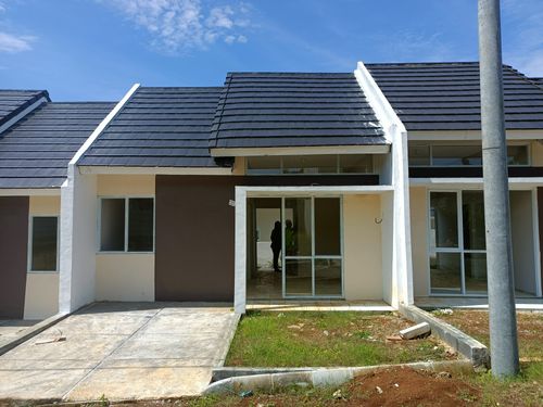 foto posisi tengah perumahan GRIYA LESTARI