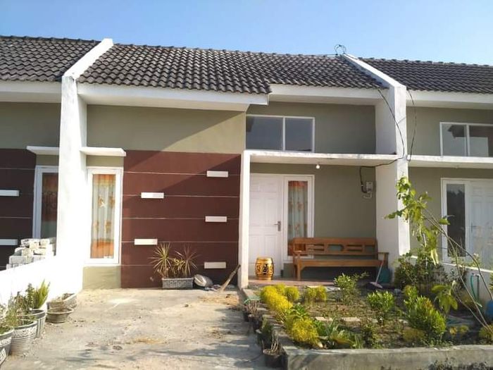 foto tampak rumah tipe 30/66 perumahan Bumi Baureno Asri