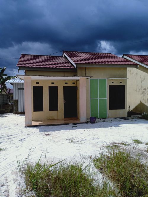 foto contoh rumah perumahan KING LAND V BLOK M