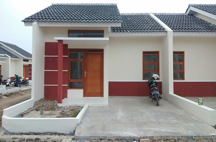 foto tampak rumah tipe 36/66 perumahan BUMI CATUR SIWI SANGKURIANG 2