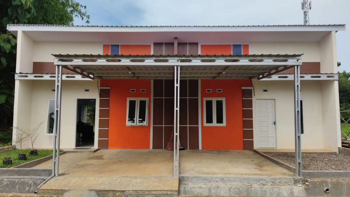 foto tampak rumah tipe 36 perumahan LEGEND HARTACU