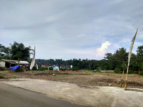 foto gerbang perumahan Bumi Surya Cibiru