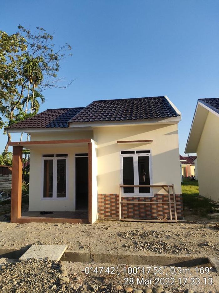 foto tampak rumah tipe 36 perumahan ADENA RAYA KETAPING