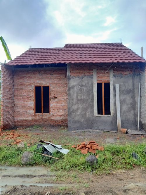 foto contoh rumah perumahan GRIYA SURYA PRINGSARI 2