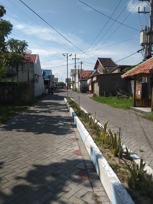 foto posisi tengah perumahan TAMAN PERMATA INDAH 3