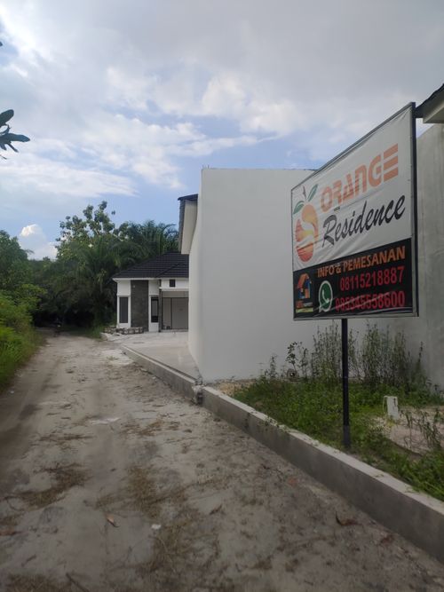foto gerbang perumahan ORANGE RESIDENCE