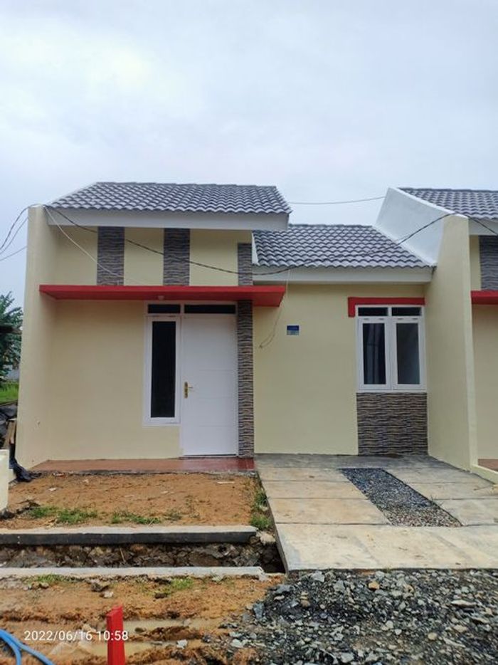 foto tampak rumah tipe 30/60 perumahan Perumahan Mutiara Panongan2