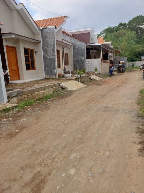 foto gerbang perumahan Griya pringrejo asri 2