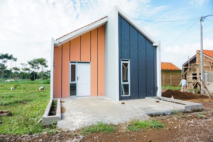 foto tampak rumah tipe Desain Scandinavian perumahan DE JAVA VALLEY RESIDENCE