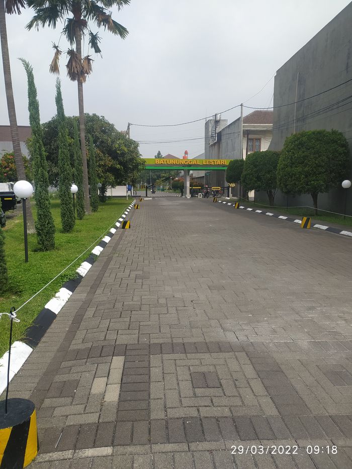 foto denah rumah tipe 141/220 perumahan BATUNUNGGAL INDAH ESTATE LESTARI H
