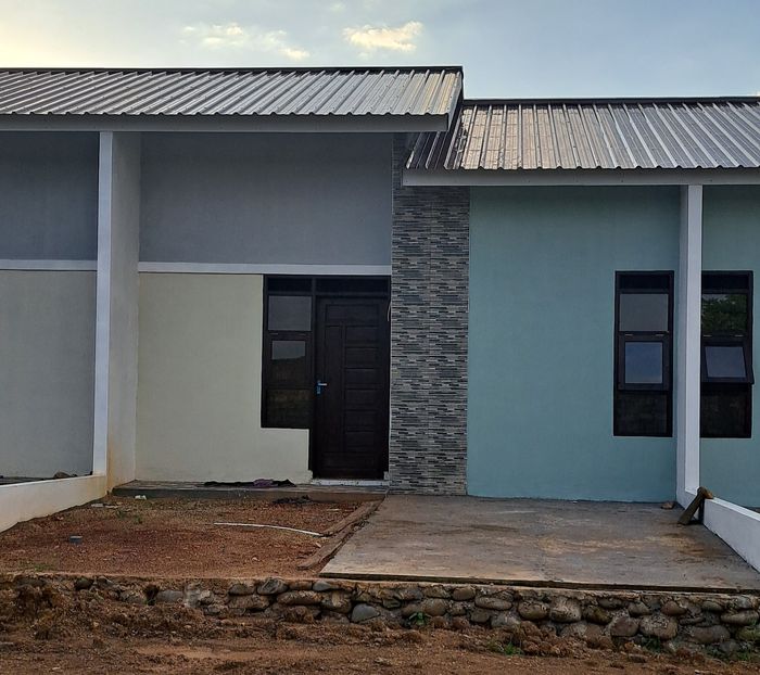 foto tampak rumah tipe 36/72 Tahap 1 perumahan Firanda Mas Regency