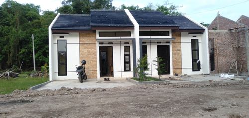 foto contoh rumah perumahan BMW Pandan Wilis