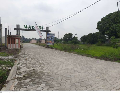 foto gerbang perumahan MADANI