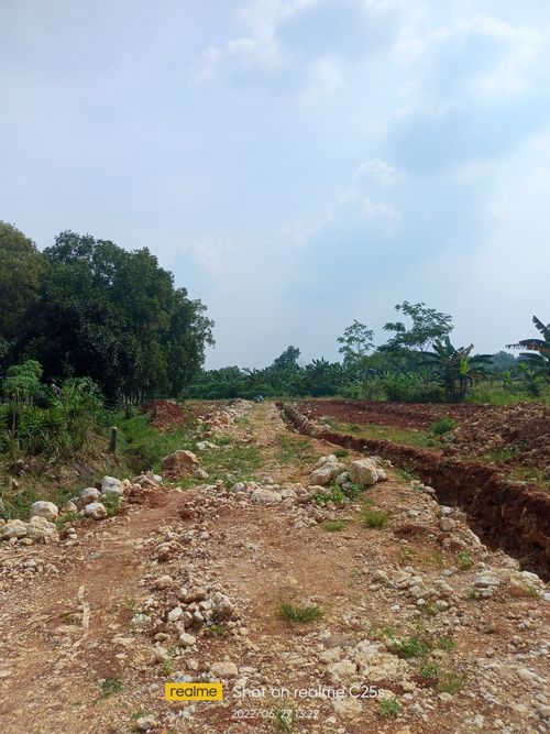 foto posisi tengah perumahan Gardenia 2 cileungsi