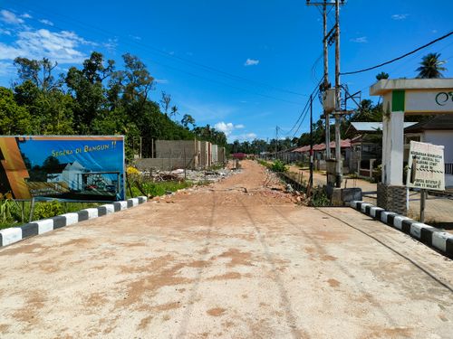 foto gerbang perumahan Graha kirana12