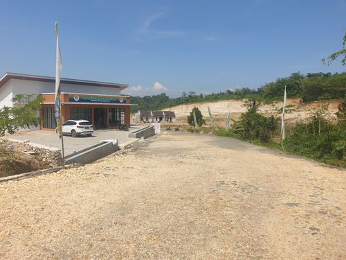 foto gerbang perumahan ROYAL GREEN LAND
