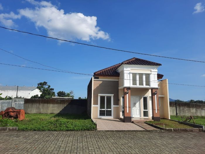 foto tampak rumah tipe 63 perumahan SUNAN REGENCY