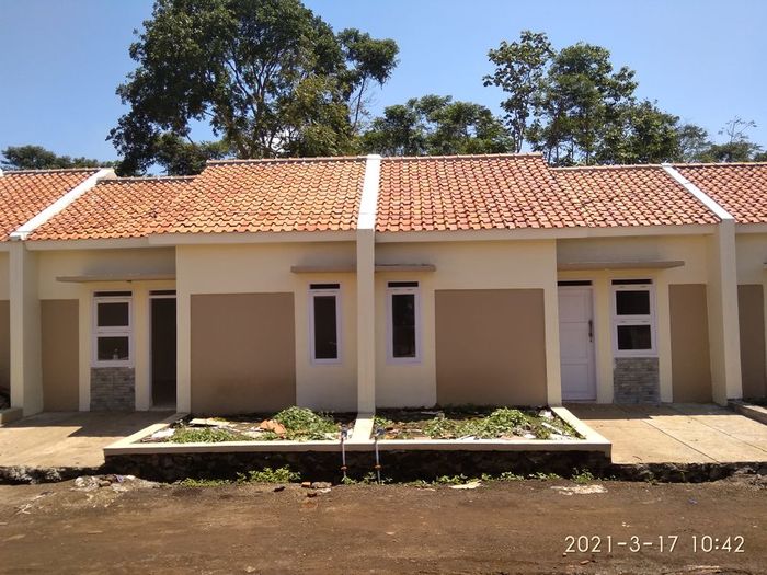 foto tampak rumah tipe Subsidi perumahan GRIYA PERMATA KOPKARIN TAHAP IV B