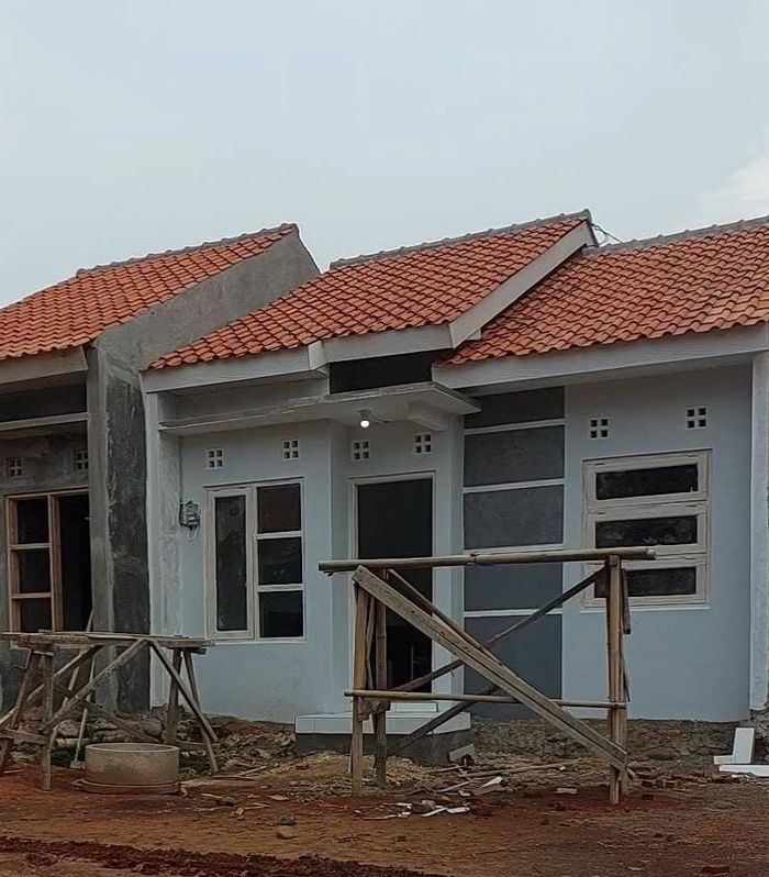 foto tampak rumah tipe subsidi perumahan Griya pringrejo asri 3