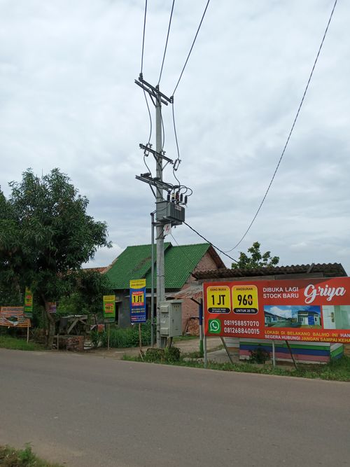 foto gerbang perumahan Griya Sukajadi 2