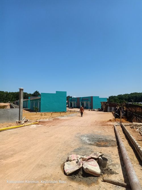 foto gerbang perumahan Poros Residence