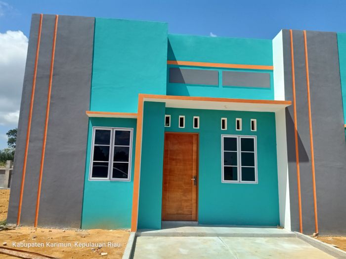 foto tampak rumah tipe 36/81 perumahan Poros Residence
