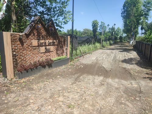 foto gerbang perumahan Eseria Garden Diski