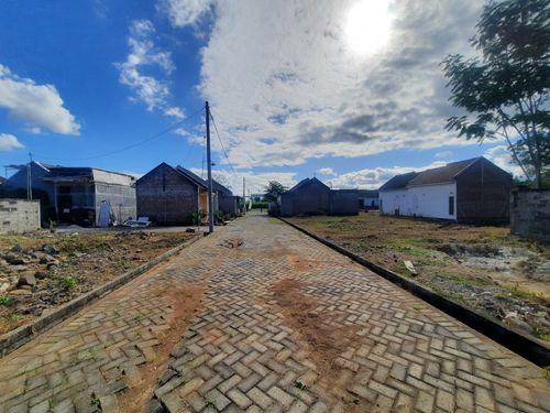 foto posisi tengah perumahan Perumahan MUTIARA GADING