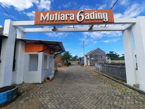 foto gerbang perumahan Perumahan MUTIARA GADING