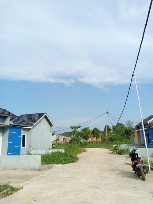 foto posisi tengah perumahan Cahaya Bumi Meritai.