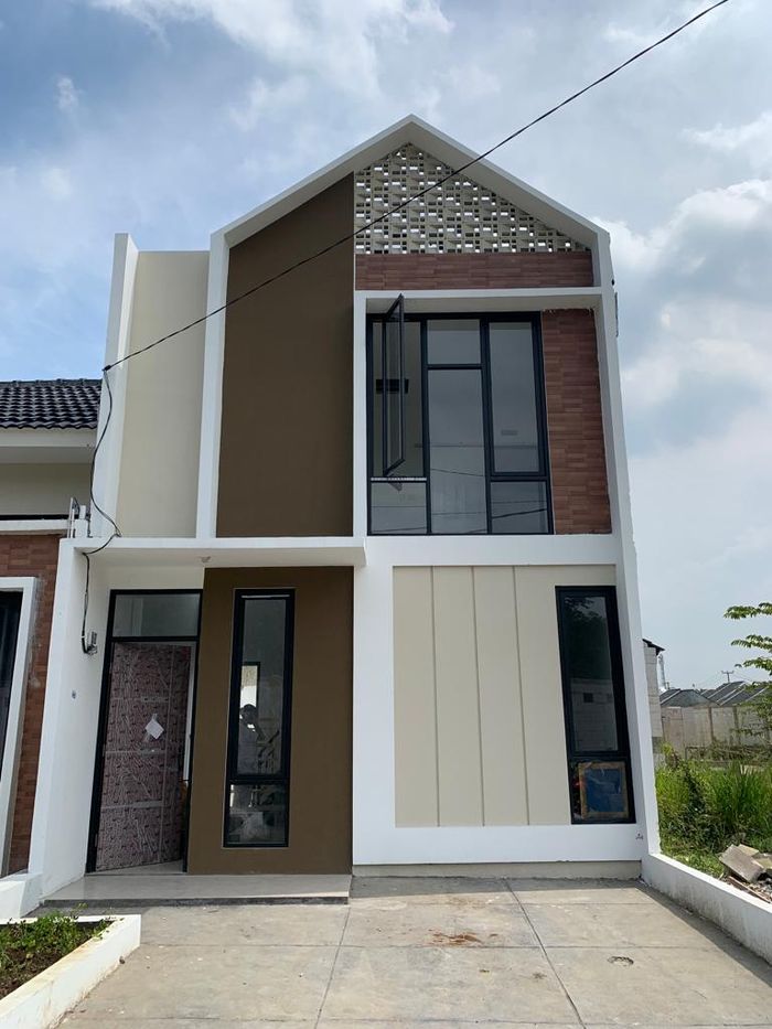 foto tampak rumah tipe 33 Mezzanine (355) perumahan Griya Pataruman Asri 3