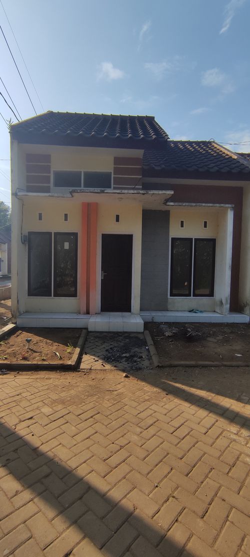 foto contoh rumah perumahan PERUMAHAN BULULAWANG RESIDENCE