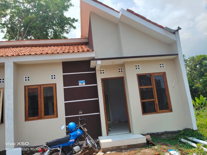 foto tampak rumah tipe subsidi perumahan Griya pringrejo asri 2