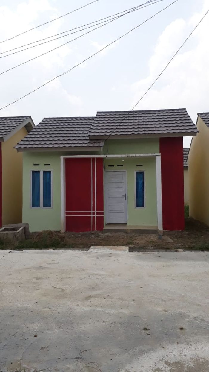 foto tampak rumah tipe 36/84 perumahan KENZO VILLAGE