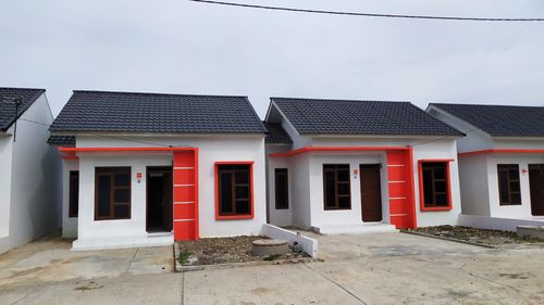 foto posisi tengah perumahan GRIYA ATLANTA CADEK