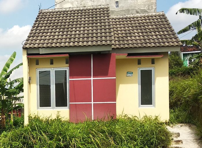 foto tampak rumah tipe 36 perumahan Villa Delia