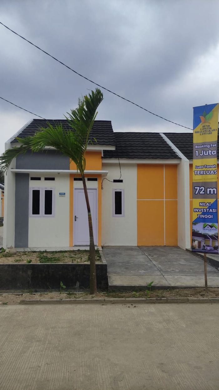 foto tampak rumah tipe 36/72 perumahan BUMI LIPATIK LESTARI 4